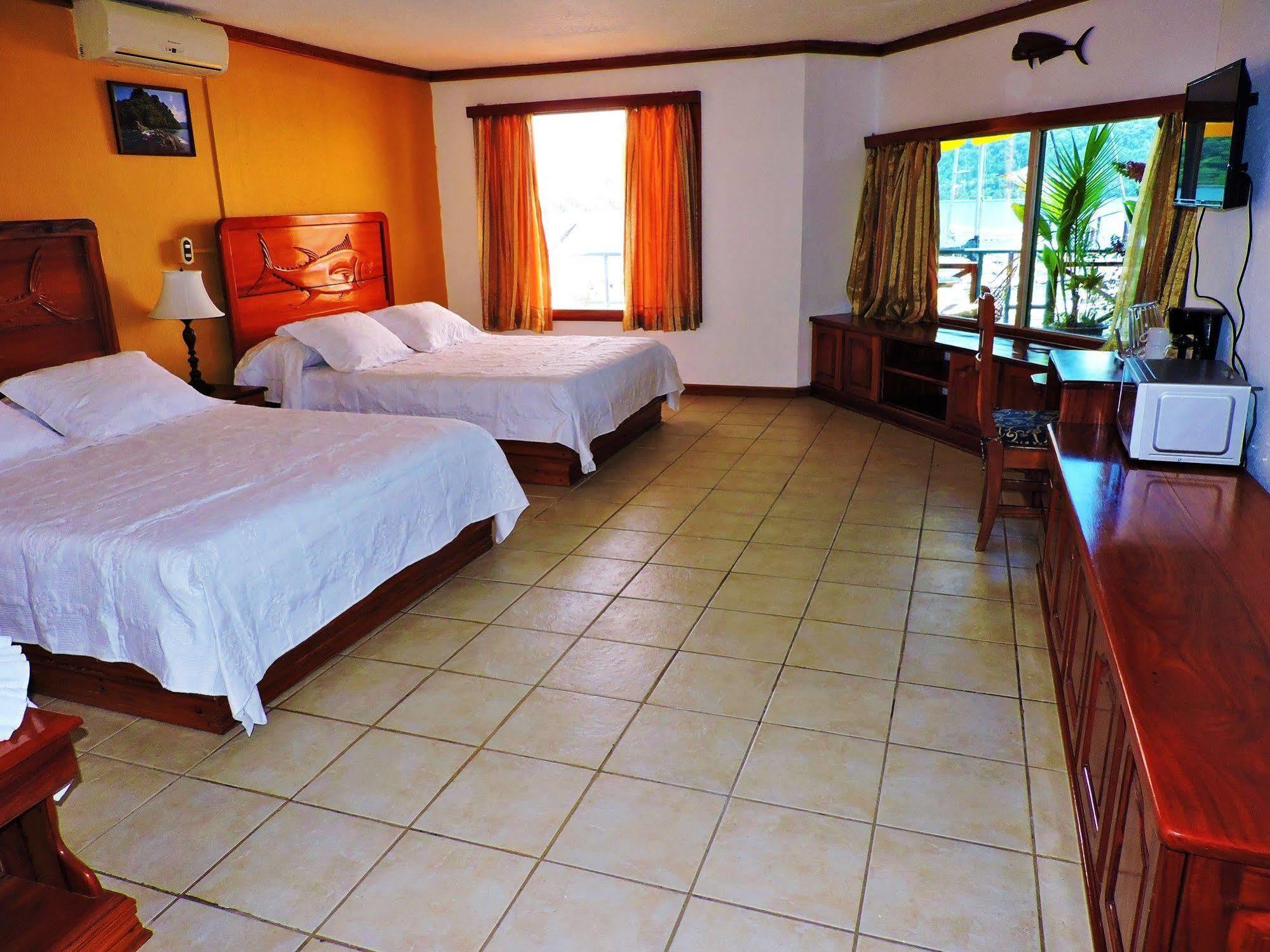 Fish Hook Marina Hotel Golfito Εξωτερικό φωτογραφία
