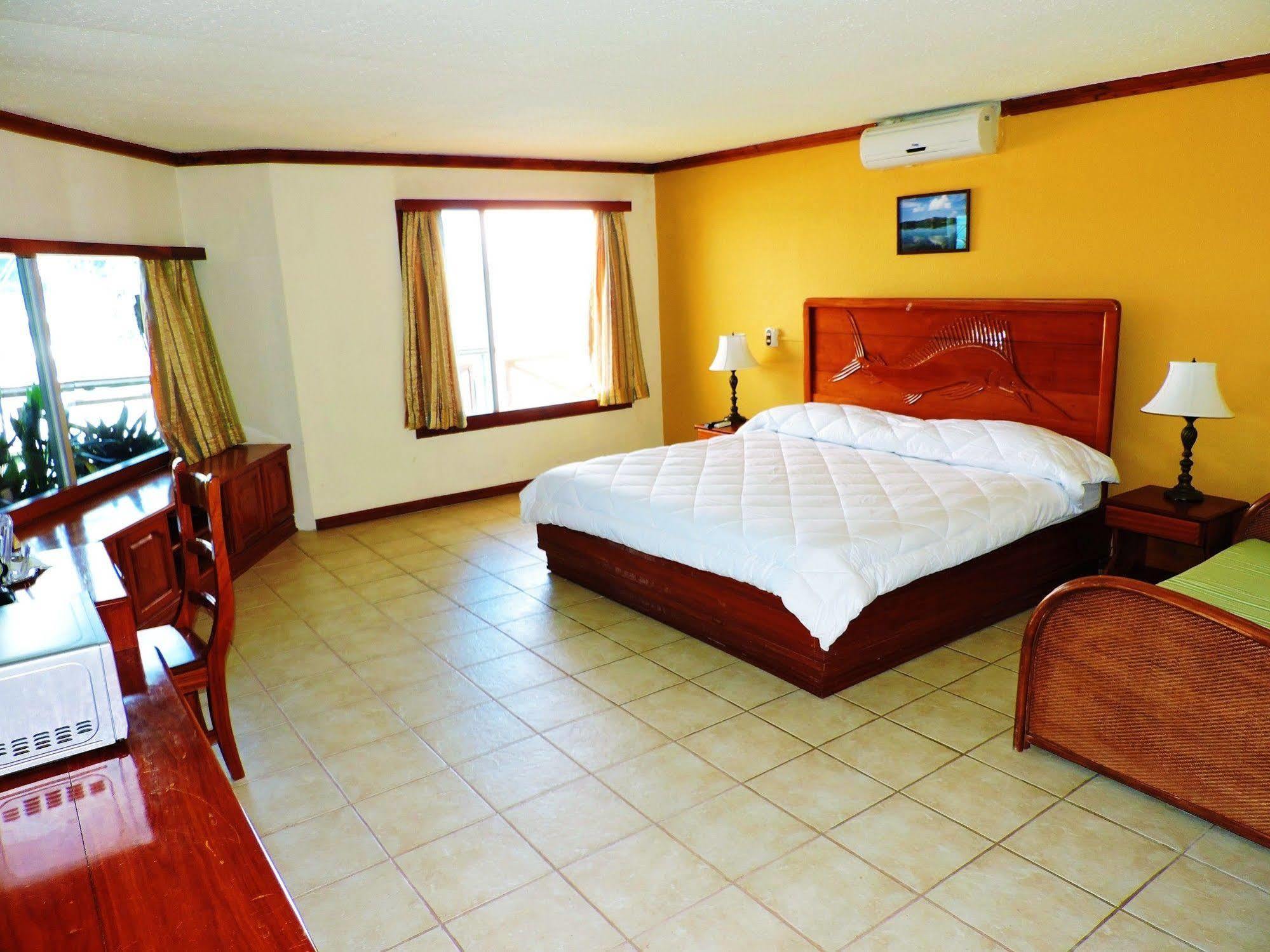 Fish Hook Marina Hotel Golfito Εξωτερικό φωτογραφία